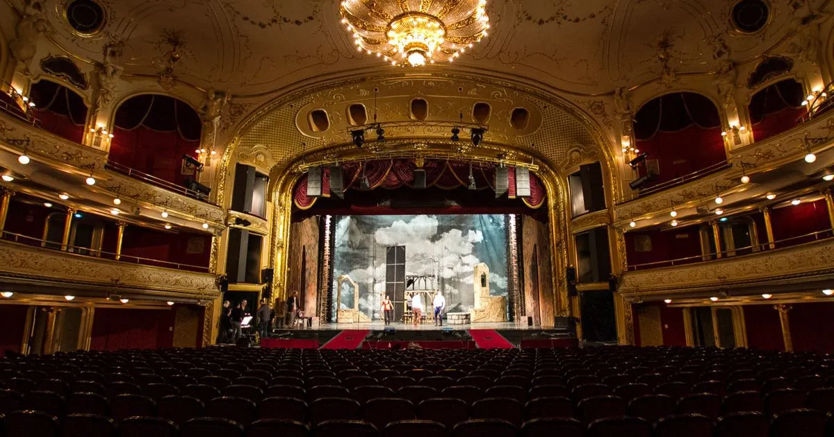 Noche de ópera y teatro en Budapest